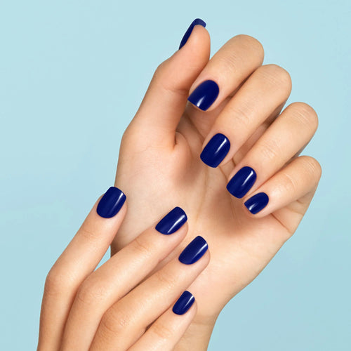 Meet Me - Short Squoval Cosverra Press On Manicure