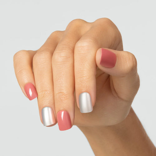 Pearly Rose - Short Squoval Cosverra Press On Manicure