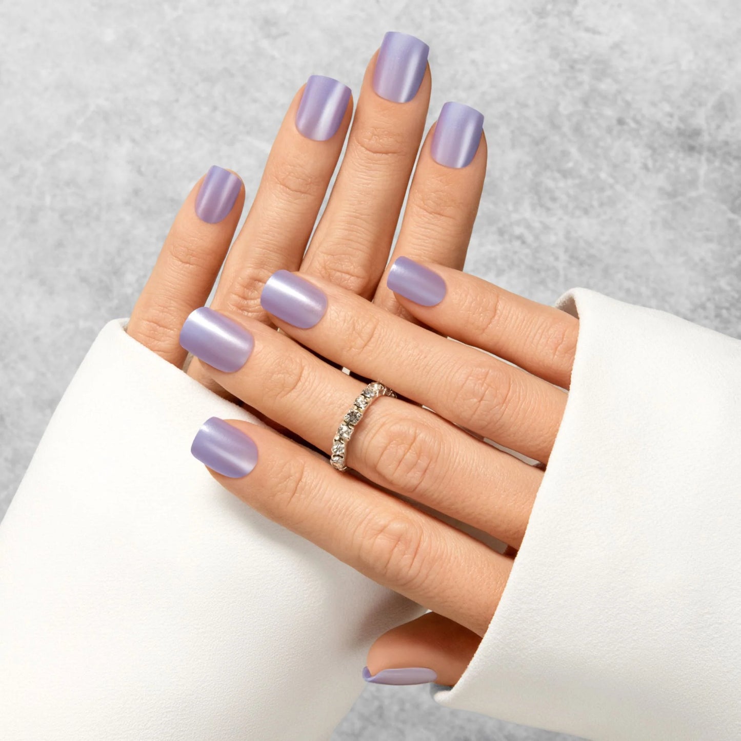 Lavender Mist - Short Squoval Press On Manicure