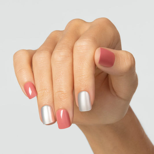 Pearly Rose - Short Squoval Cosverra Press On Manicure