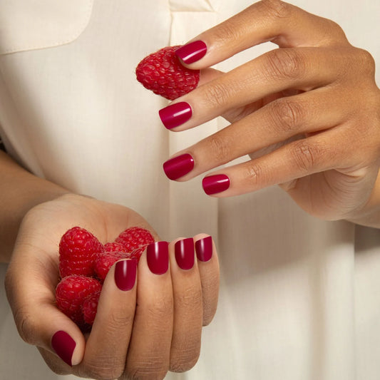 Fizzy Berry -  Short Squoval Cosverra Press On Manicure