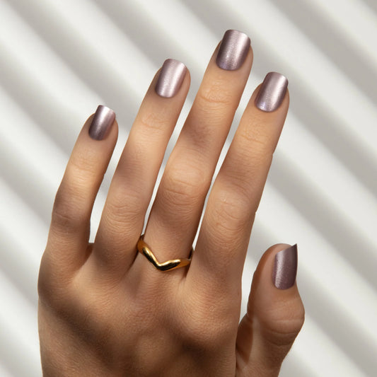 Sunshiny Pink - Short Squoval Cosverra Press On Manicure