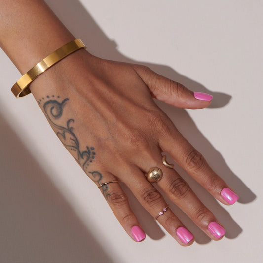 Exquisite - Short Squoval Chrome Prism Cosverra Press On Manicure