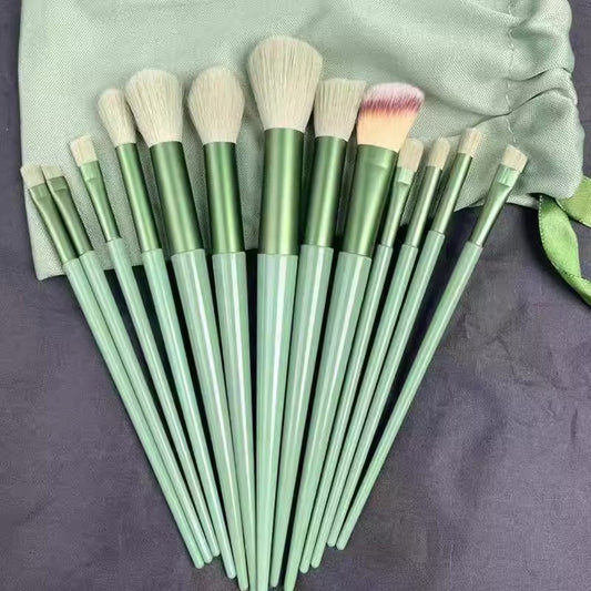 13-Piece Sage Green Makeup Brush Set Portable Soft Bristles for Blush and Eyeshadow